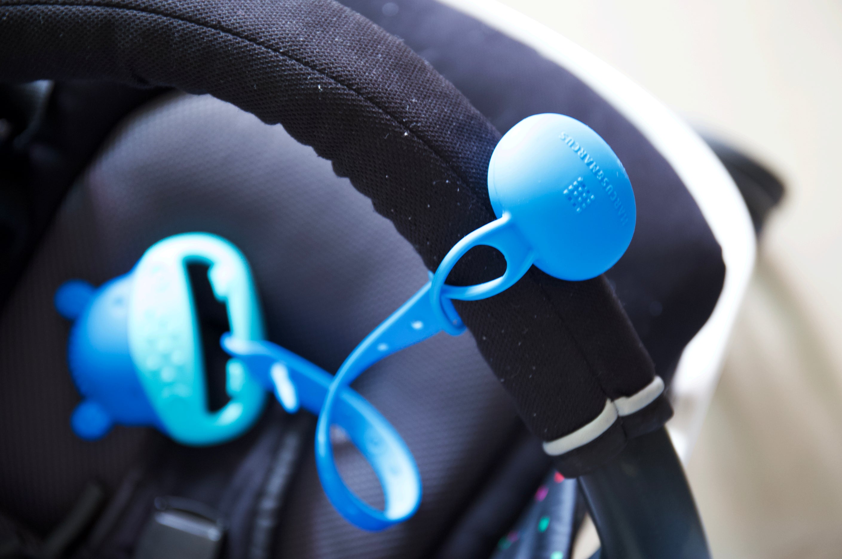 Marcus & Marcus Flip N Strap