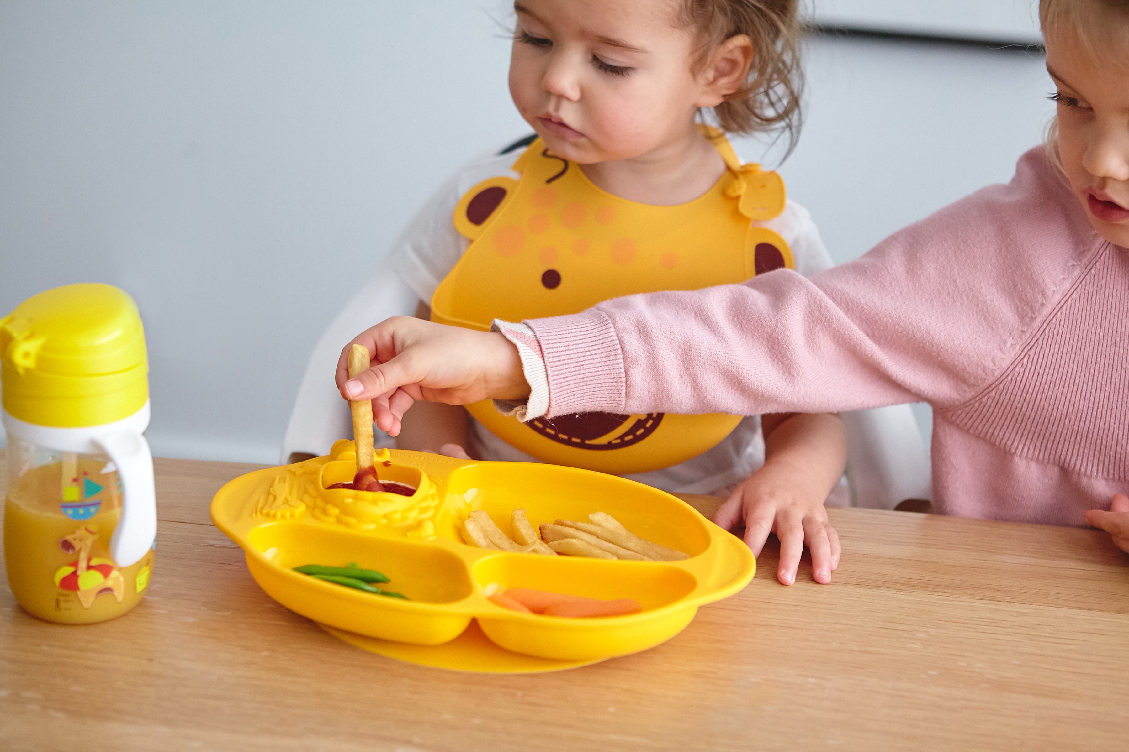 Marcus & Marcus Yummy Silicone Divided Suction Plates